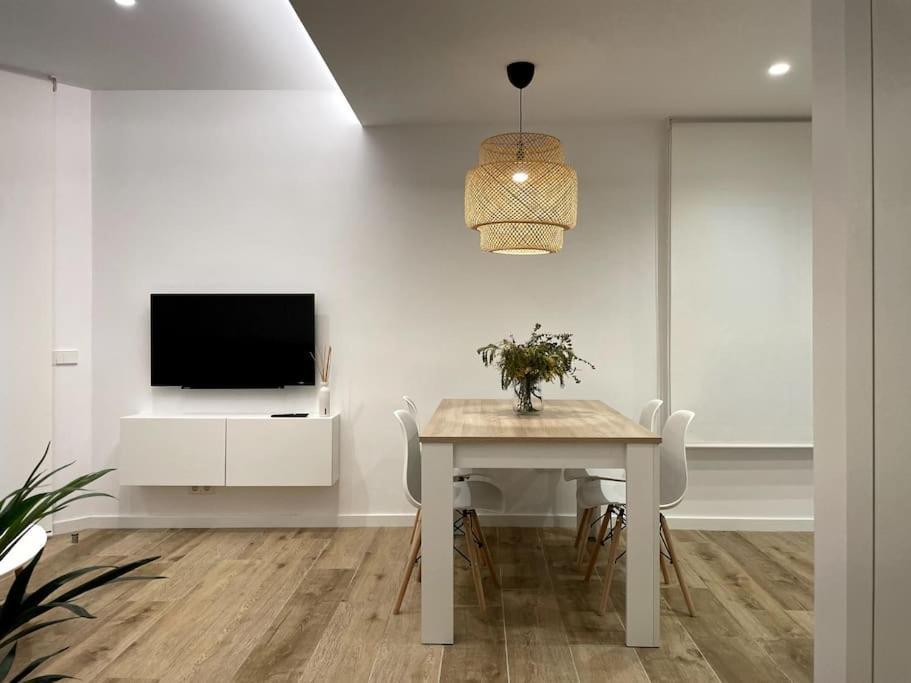 Apartamento Nuevo Centrico Frente Al Mar En Palamós Exterior foto