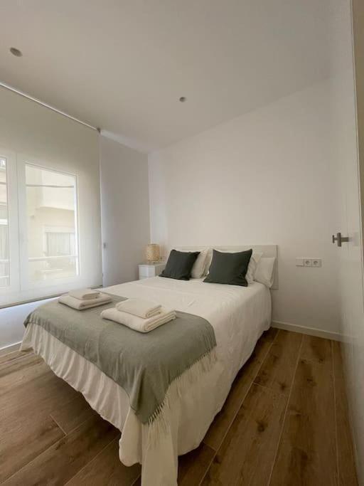 Apartamento Nuevo Centrico Frente Al Mar En Palamós Exterior foto