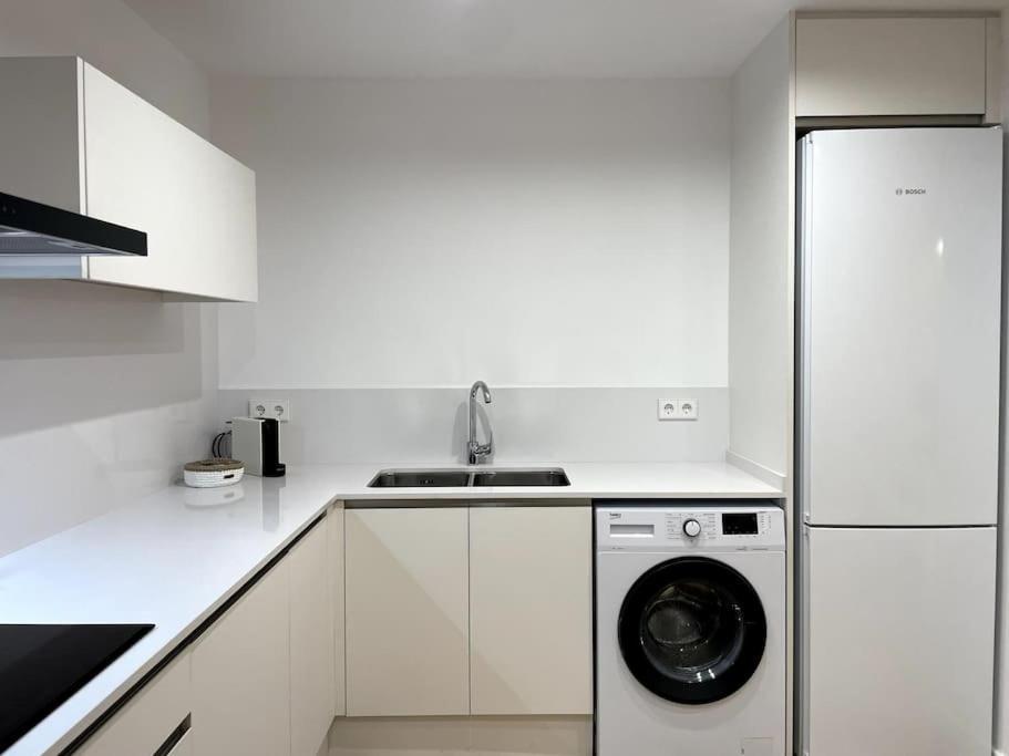 Apartamento Nuevo Centrico Frente Al Mar En Palamós Exterior foto
