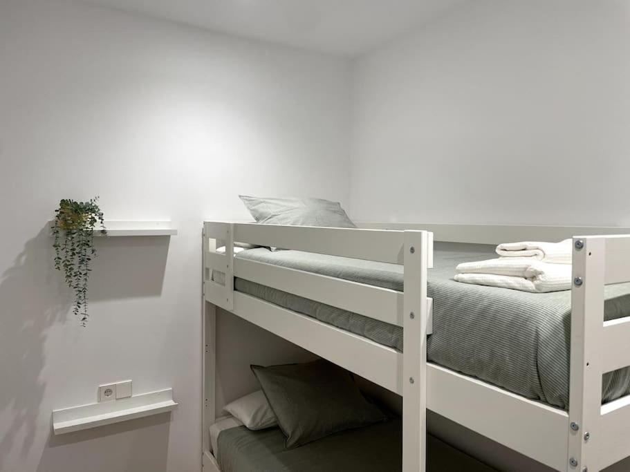 Apartamento Nuevo Centrico Frente Al Mar En Palamós Exterior foto